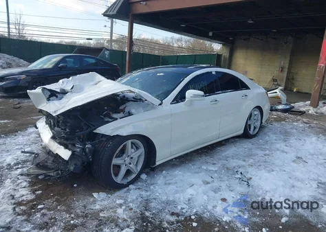 2014 Mercedes-Benz Cls 550 4Matic z USA, uszkodzony, nr VIN WDDLJ9BB2EA110925